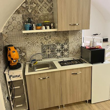 Brother'S 50 Apartment เนเปิลส์ ภายนอก รูปภาพ