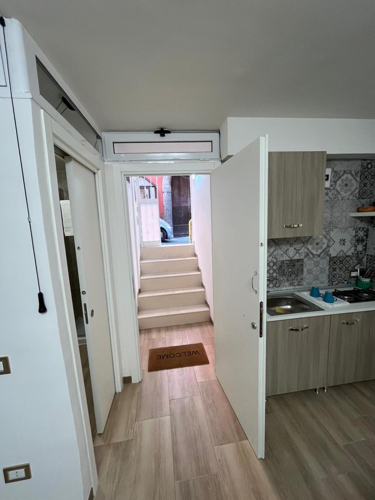 Brother'S 50 Apartment เนเปิลส์ ภายนอก รูปภาพ